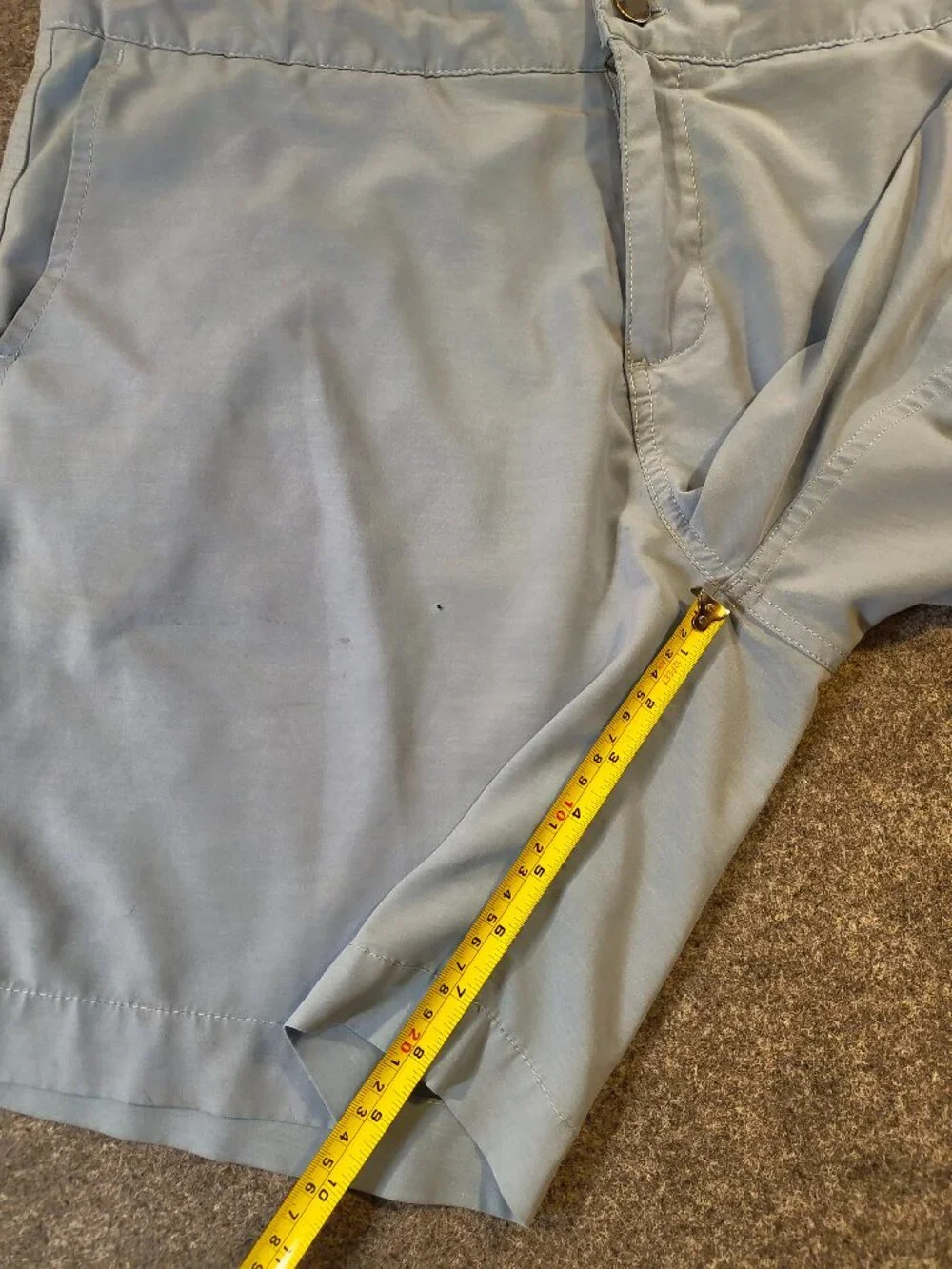 Faherty All Day Shorts Light Blue Hybrid Quick‑Dry (Flaws Shown)